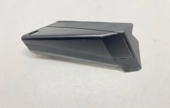 BMW 8 G16 Tail light part 7451770