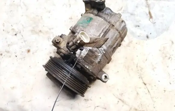 Opel Signum Air conditioning (A/C) compressor (pump) 13140505