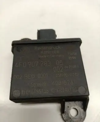 Audi Q7 4L Tire pressure control unit 4F090728305