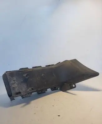 BMW 3 E90 E91 Air intake duct part 7121569