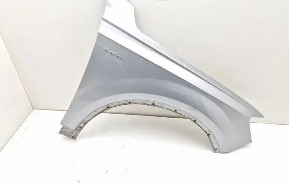 Audi Q7 4M Fender 4M0821106D 4M0821106C