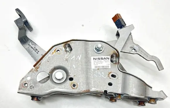Nissan e-NV200 Brake pedal 465014FA0A 662575039 000004901