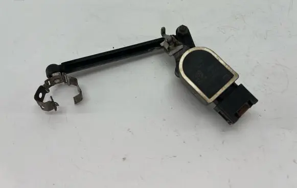 BMW 1 F20 F21 Headlight/headlamp level sensor 6860843