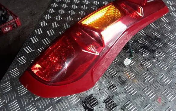 Nissan X-Trail T31 Rear/tail lights 22063929