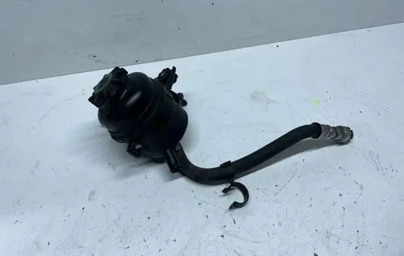 BMW X1 E84 Power steering fluid tank/reservoir 6768094 10637110