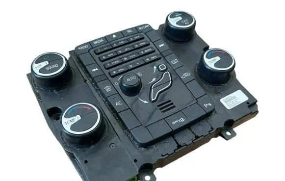 Volvo V60 Climate control unit 31288318 SN2000538537 M4141800013