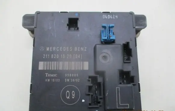Mercedes-Benz E W211 Door control unit/module A2118201526