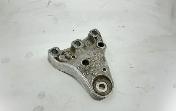 Audi A1 Engine mounting bracket 6Q0199185T