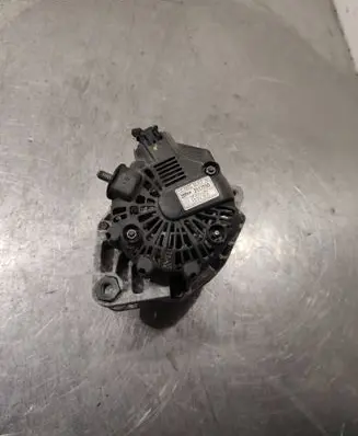 KIA Ceed Generator/alternator 2617585 373002B710