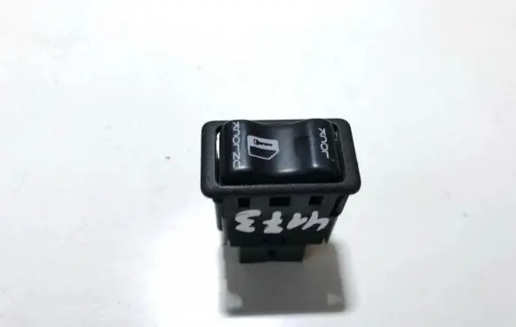 Nissan Primera Central locking switch button 