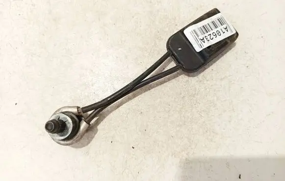 Opel Corsa D Front seatbelt buckle 13240226 330803354