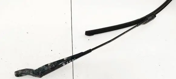 Skoda Fabia Mk2 (5J) Front wiper blade arm 5J1955410B