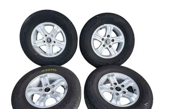KIA Sorento R16 alloy rim 529103E580