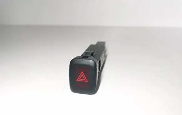 Volvo V60 Hazard light switch 912368T
