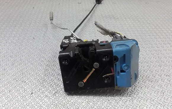 Volvo S80 Front door lock