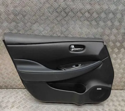 Nissan Leaf II (ZE1) Front door card panel trim 809233NL0A