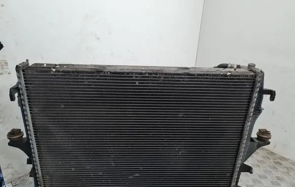 Audi Q7 4L Coolant radiator 7L6121253B