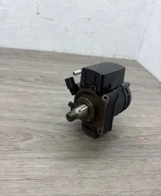 Volkswagen Caddy Fuel injection high pressure pump 03L130755AL 10313084059 15031308405