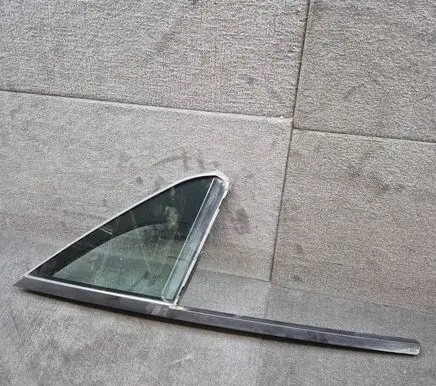 Audi Q7 4M Front door vent window glass four-door 4M0845114 4M0845114F
