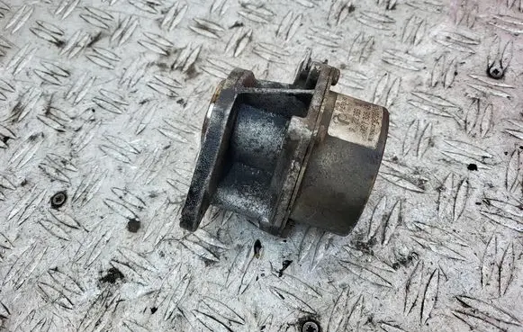 Renault Megane II Vacuum pump 8200113585 72238912