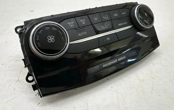 Ford Puma Climate control unit MN1T18C612BB