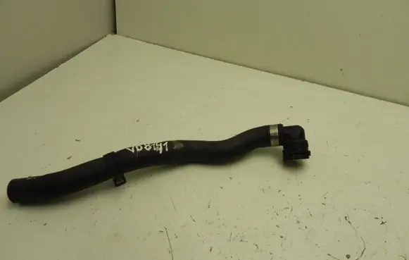 BMW 4 F32 F33 Engine coolant pipe/hose 9307241 VD8141