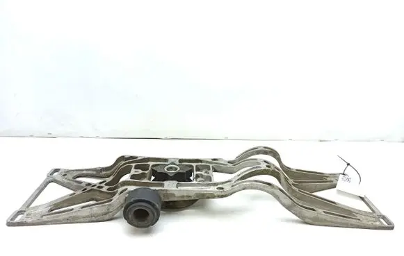 Jaguar XJ X300 Gearbox mounting bracket MNA7600BA