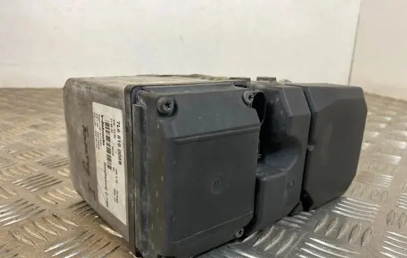Volkswagen Touareg I Auxiliary pre-heater (Webasto) 7L6819008B 9007577C 9007580B