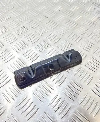 Battery bracket