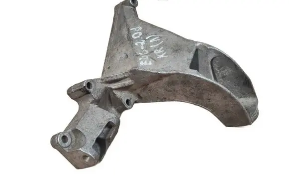 BMW 3 E46 Engine mounting bracket 6753225 2211 2162