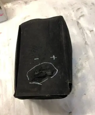 Volkswagen PASSAT B8 Battery box tray 