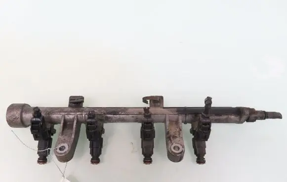 Fuel main line pipe