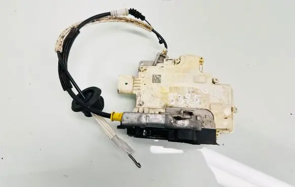 Audi Q5 SQ5 8R Rear door lock 8K0839015