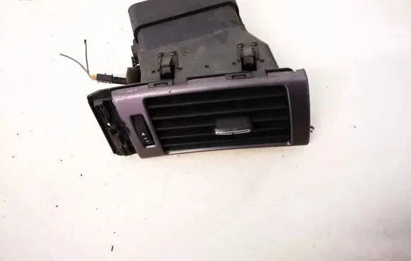 Audi A6 S6 C5 4B Dash center air vent grill 4b1820902