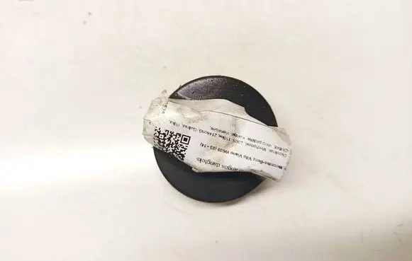 Mercedes-Benz Vito Viano W639 Oil filler cap A0000101385