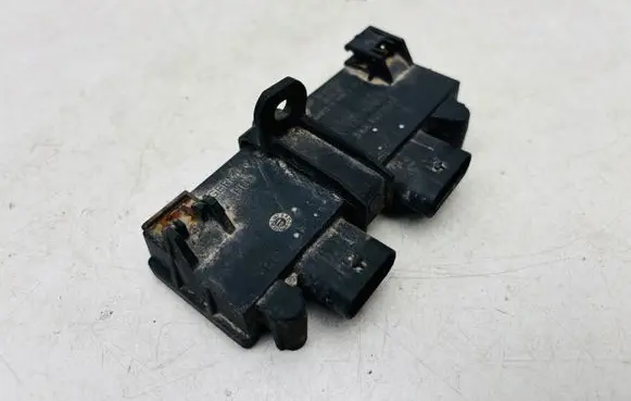 Skoda Superb B8 (3V) Tailgate/trunk control unit/module 3AA962243 3AA962243E