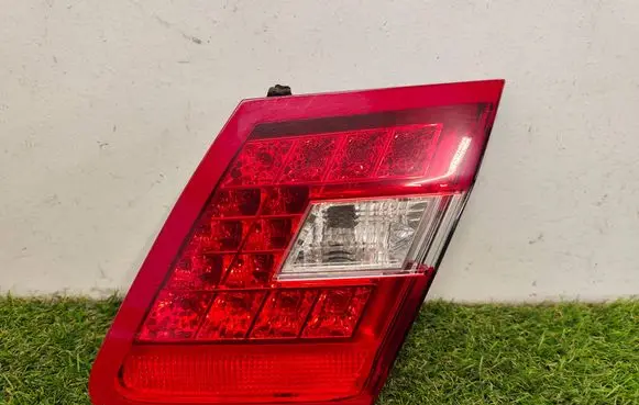 Mercedes-Benz E W212 Tailgate rear/tail lights A2128200864 483502 778008
