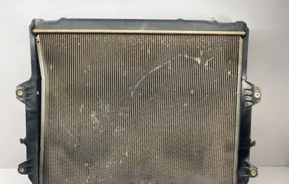 Toyota Hilux (AN10, AN20, AN30) Coolant radiator