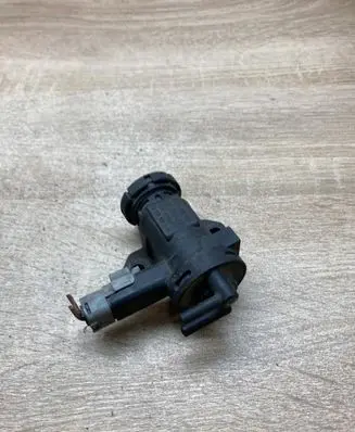 Peugeot 607 Vacuum valve 9635704380 0928400414