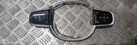 Volvo XC90 Steering wheel buttons/switches 31443498