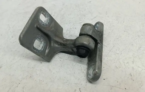 Mercedes-Benz A W168 Front door upper hinge 