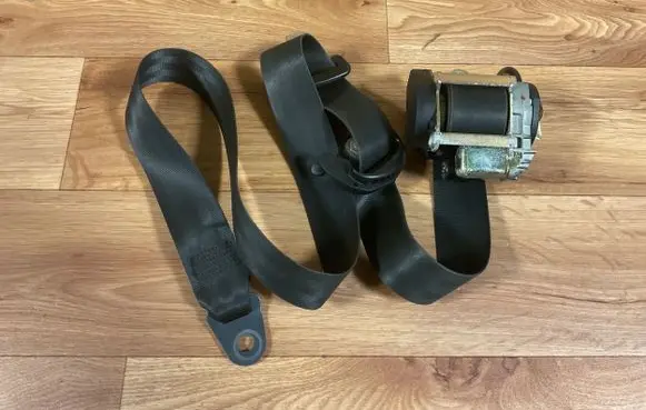 Citroen C8 Front seatbelt 14864390XX