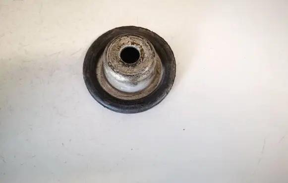 Volkswagen Bora Front coil spring rubber mount 1j0412319c