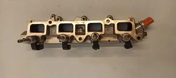 Volkswagen Eos Fuel main line pipe 03L089G