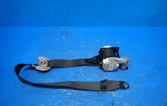 KIA Sportage Front seatbelt 88810-3U210