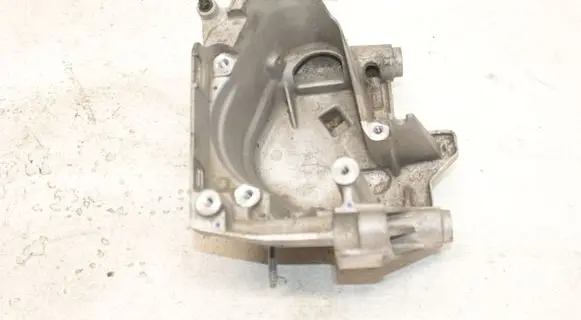 Ford Kuga II Fuel filter bracket/mount holder 9804498180