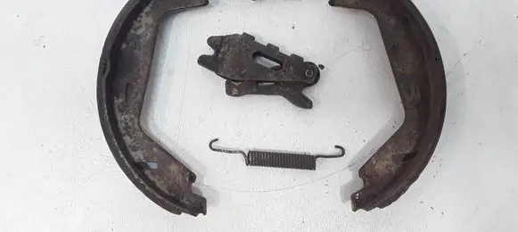 Volvo V70 Handbrake/parking brake pads 