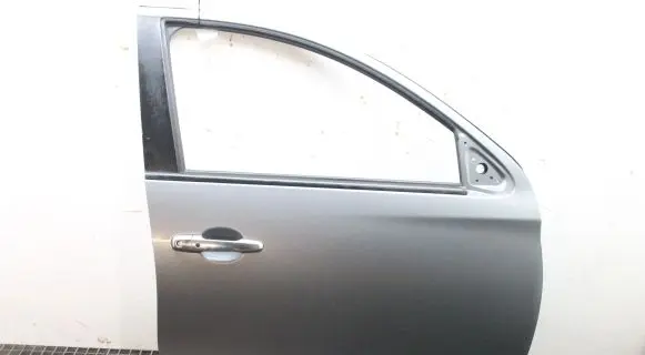 Mitsubishi L200 Front door