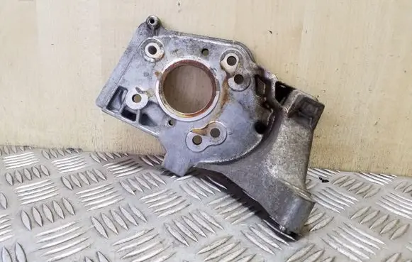 Volvo V40 Cross country Fuel pump bracket 9684778280