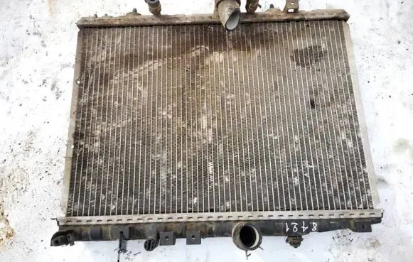 Peugeot 607 Coolant radiator